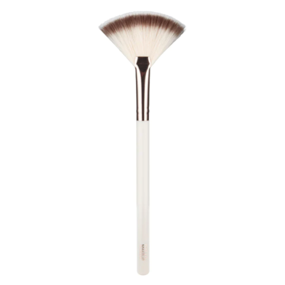 MUA Highlighting Fan Brush