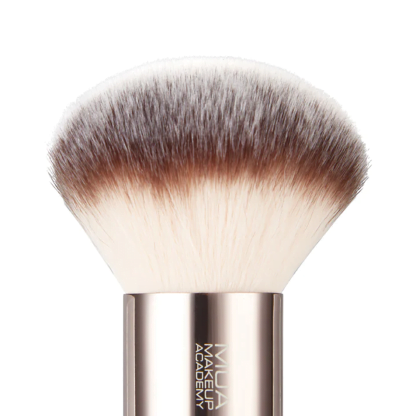 Brush-NEW-Kabuki-Powder-Brush-Close-Up_720x